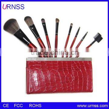 High quality cosmetic brush set as daily use product at reasonable price