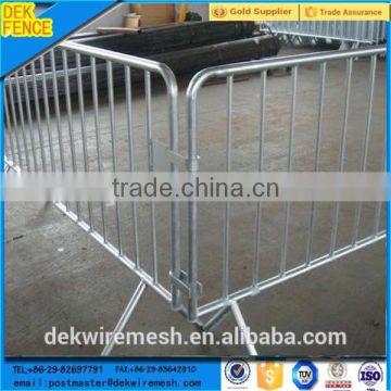 Pedestrian guardrail / aluminum crowd control fence