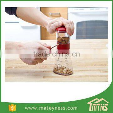 Professional Kitchen Hand Cranking Spice Grinder Bean Nut Chopper photo-2