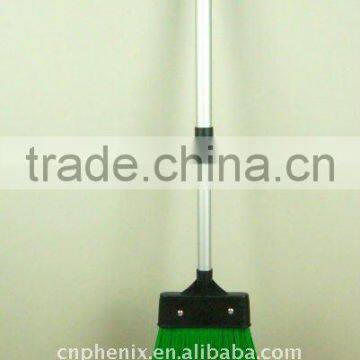 PLASTIC GARDEN BROOM WITH ALUMINUM TELESCOPIC HANDLE