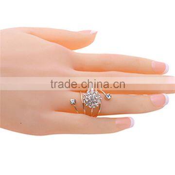 Gold-plated Rhinestone Five Point Star Finger Spiral Ring photo-2