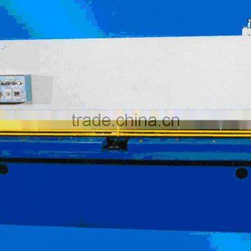 Hydraulic Plate Shearing Machine: Numerical Display