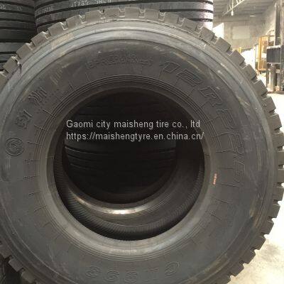 Steel wire truck tires 12R 22.5 from stock