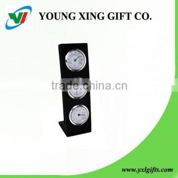 Promotion Gift Wooden Table Clock With Thermometer and Hygrometer