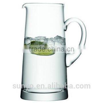 International Irish 16-Ounce Crystal Glass Jug