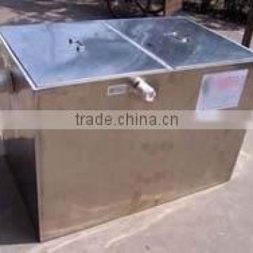 Catering oil-water separator /The kitchen has a water treatment equipment