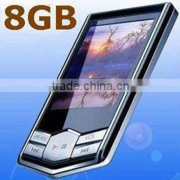 New slim 8GB 1.8" inch LCD MP3/MP4 FM radio player from China