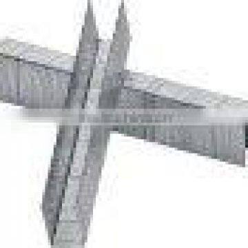 Hand tacker staples