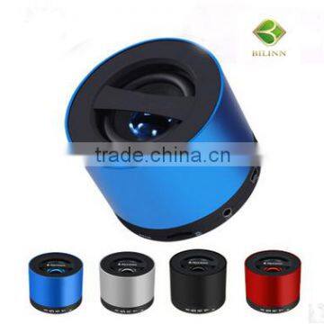 Bluetooth speakers Mini bluetooth stereo car gifts A hands-free phone card speakers