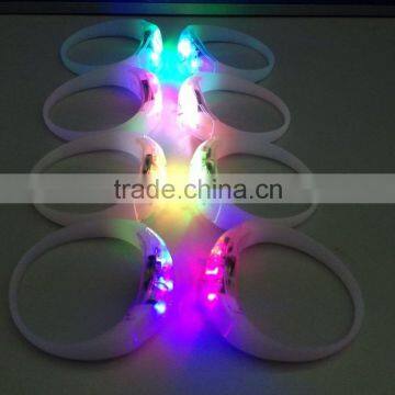 Factory Silicone LED Bracelets , Led Light Bracelets Led Flashing Bracelet , Led Light Wristbands Sound Activated Led Bracelet photo-6