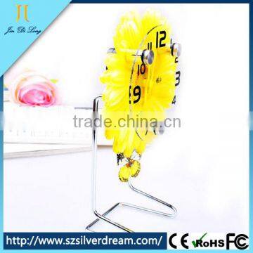 2014 Promotional Yellow Flower Quartz Metal Desk Clock