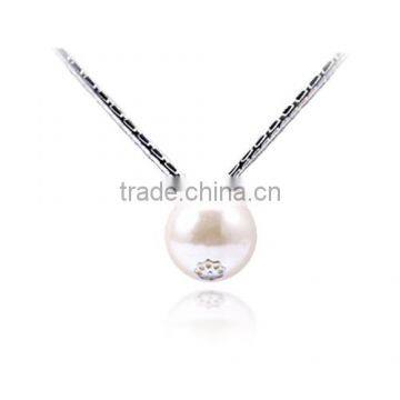 Latest Beautiful Wholesale Silver Chain Big Pearl Classical Style Elegant Necklace photo-3