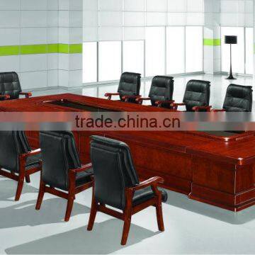 Luxurious wooded conference table