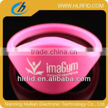 Popular Cheap Silicon RFID NFC Wristband with F08 chip, ISO15693 Colorful Waterproof Silicone RFID Bracelets Tag