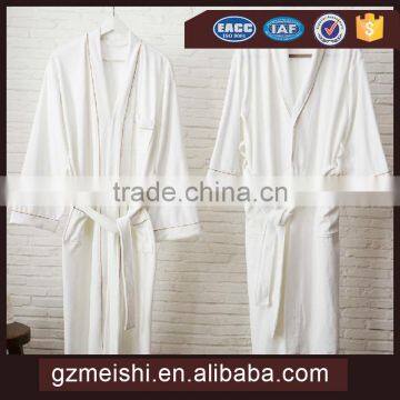 SGS Manufacturer High grade bathrobe 100% cotton hooded bathrobe