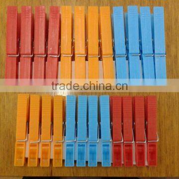 Pegs, Plastic clothes pegs, cheap plastic pegs