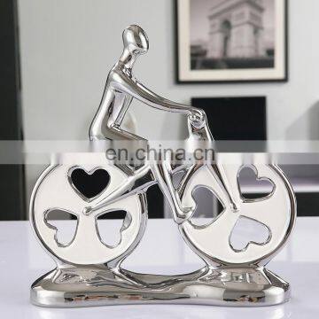 Customized creative couples biking ornaments silver-plated glazed ceramic home decor art ornaments