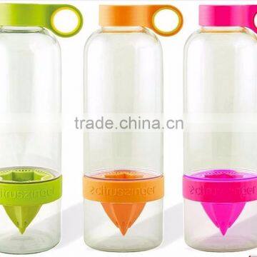 Tritan fruit infuser water bottle/sport health lemon cup