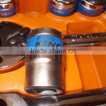 1/4" DR. CHROME VANADIUM SOCKET WRENCH SET