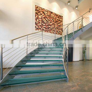 Painted Steel Stringer Laminated Glass Treads Curved Stairwith Stainless Steel Rod Railings