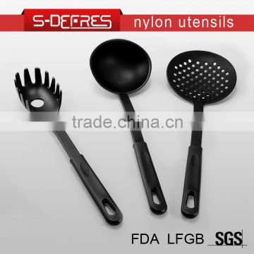 Non-toxic kitchen ware non-stick and heat resistant nylon household tools