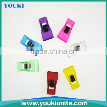 new design plastic spring clip