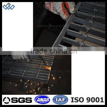 Dubai UAE Standard Black Grating With Low Price photo-6