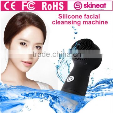 2016 good selling silicone facial cleaning device for women