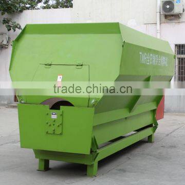 Dairy Farm TMR Feed Wagon