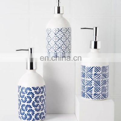 Wholesale flower retro design ceramic bath accessory set