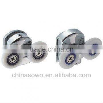 Shower glass pulley