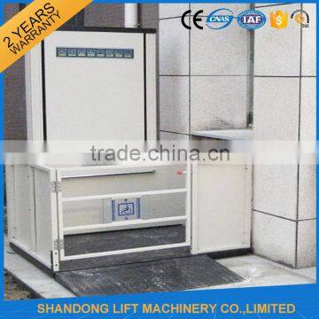 Home scissor wheelchair lift / elevator