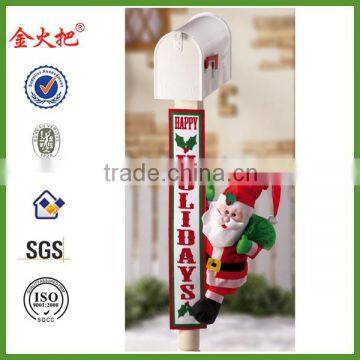 Santa Hugger Holiday Mailbox Decoration