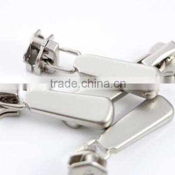 #5 Water-proof Anti-explosion Latest Design OEM Metal Zip Sliders photo-5
