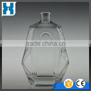 700ML CLEAR GLASS BOTTLE WIHT CORK
