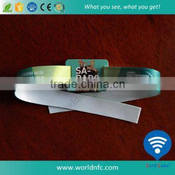 13.56MHz S50 RFID Custom Nylon Wristbands