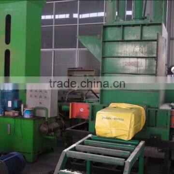 Auto-Hydraulic wood shaving baler