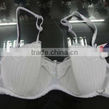 Cut & Sew Bra With Pleats