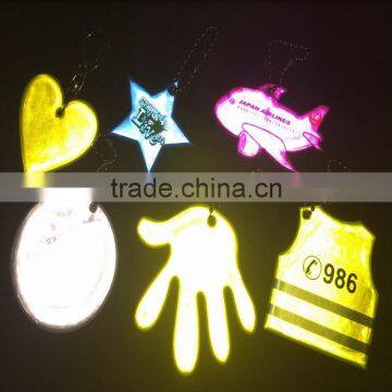 animal glow in the dark reflective pvc keychain for kids