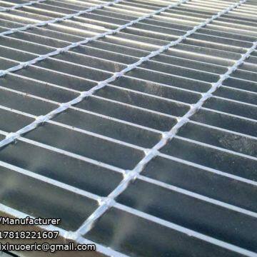 Slip Resistant Grating 40x5 serrated bar frame grating