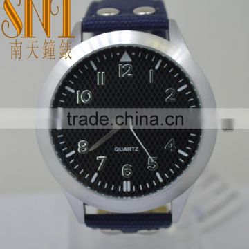 fashion watch with black texture dial ,hot selling promotion quartz watch