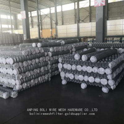 Chain Link Fence/ Diamond Outdoor Metal Fencing/Steel wire fencing project/ FENCE/pvc coated chain link fence