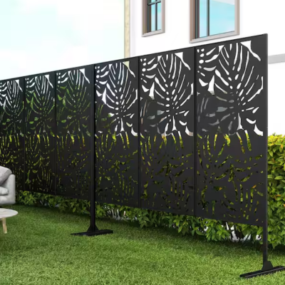 Classic Black Metal Screen for Garden Divider & Functional Indoor Partition Wrought Iron Garden Fence photo-2