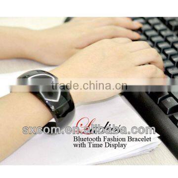 Wireless Vibrating Bluetooth Bracelet