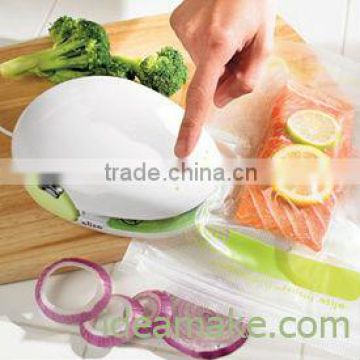 vacuum Food Sealer as kitchen accessory fashion design,CE and ROHS certified