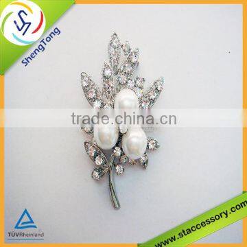 Fashion Jewelry Flower Brooch Crystal Brooch for Wedding Invitation