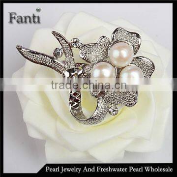 Buy pearls brooch in china jewelry manufacture wholesale