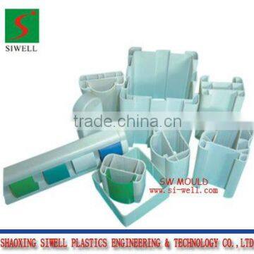 Guardrail fence extrusion mould