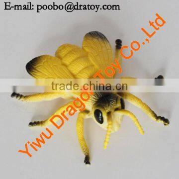 Plastic education toy bee figurines