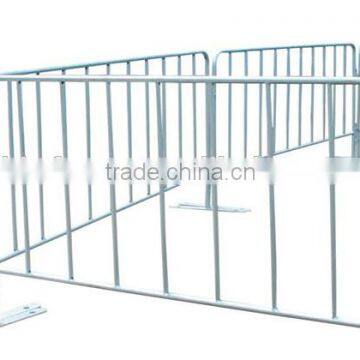 flat leg Hot Dipped Galvanized Road Satety Crowd Control Barricade